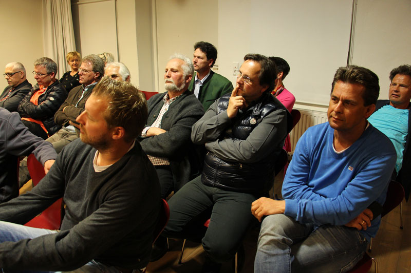 großes Interesse auch bei den Politikern